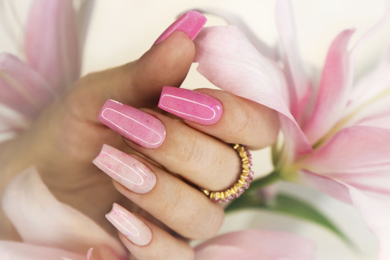 Roze nagel extensions acryl